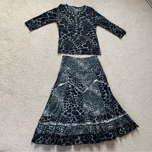 N.Y.P.L Collection Cheetah 3/4 Sleeve and Mid-Length Skirt